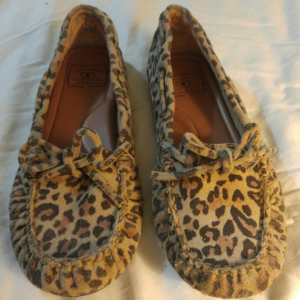 Bundle any 3/$20 Lucky Brand suede animal print